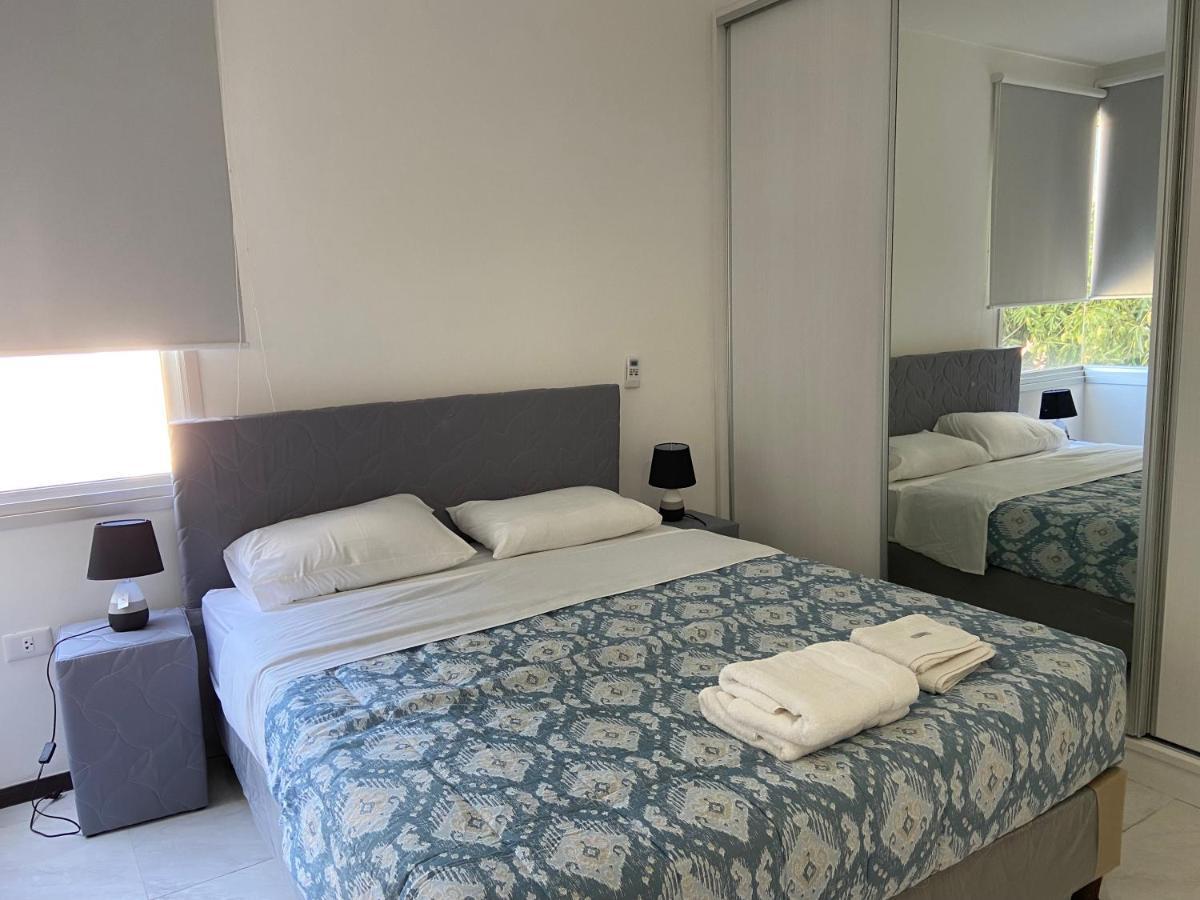 Hermoso departamento con piscina y estacionamiento Asunción Exterior foto