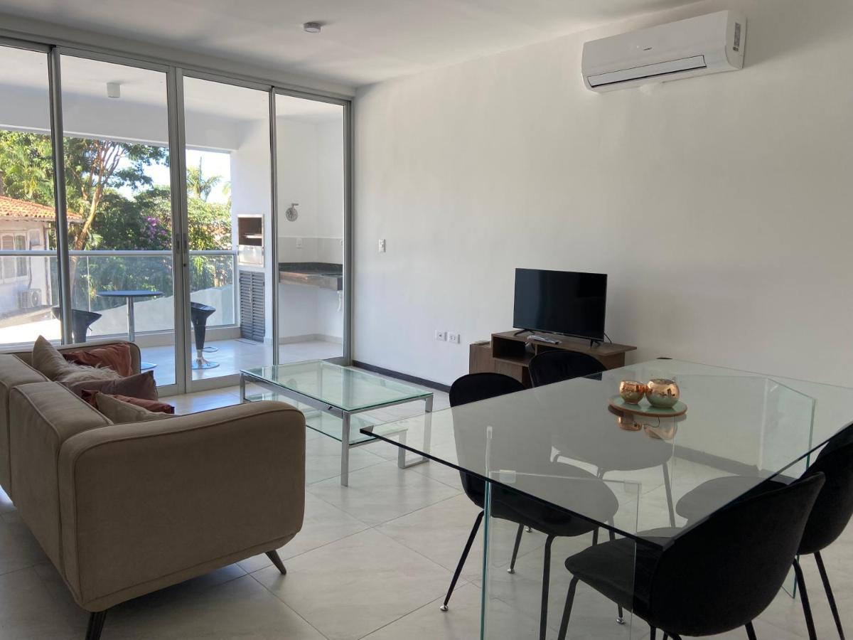 Hermoso departamento con piscina y estacionamiento Asunción Exterior foto